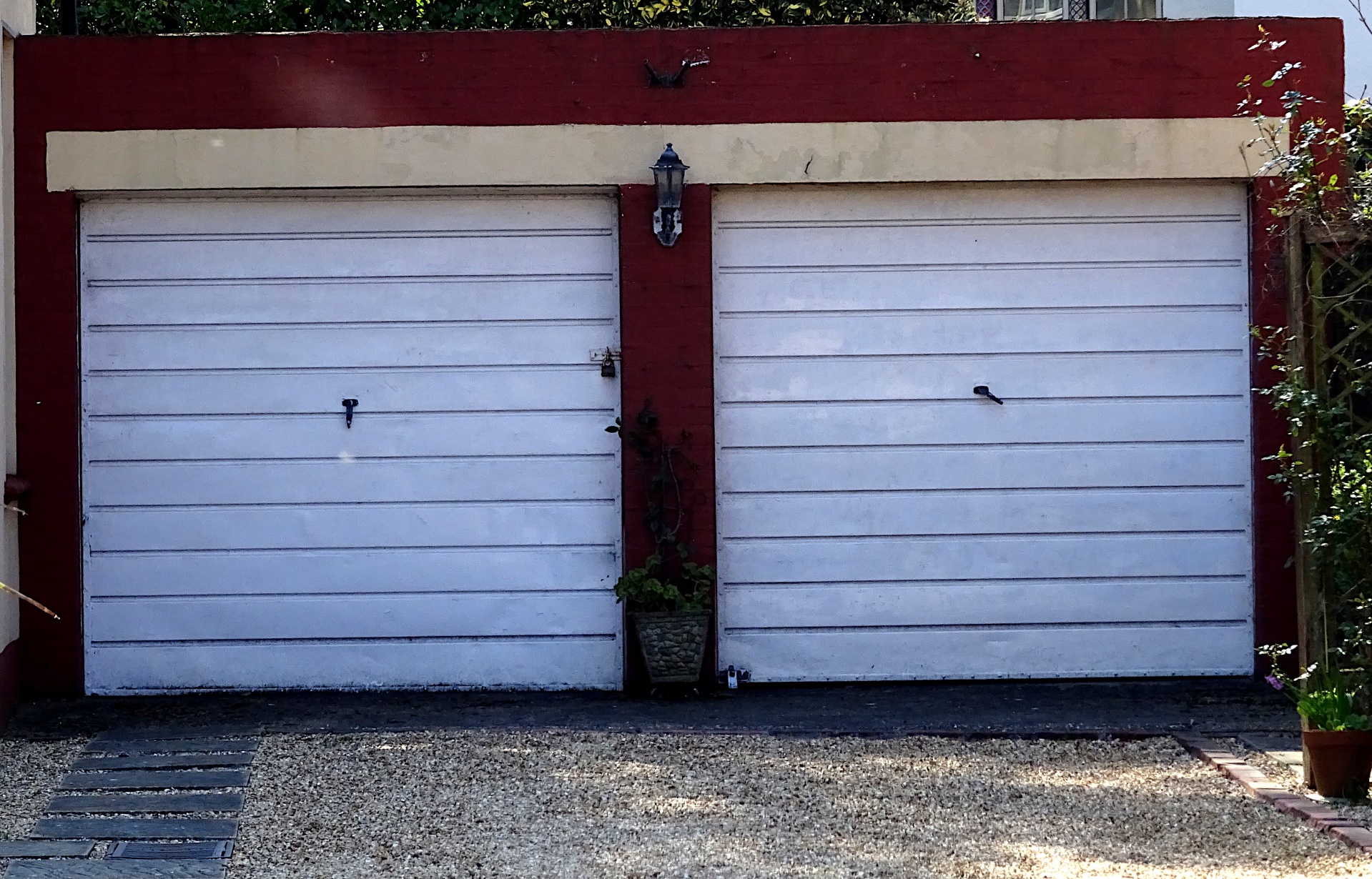 Riparazione serratura porta basculante garage